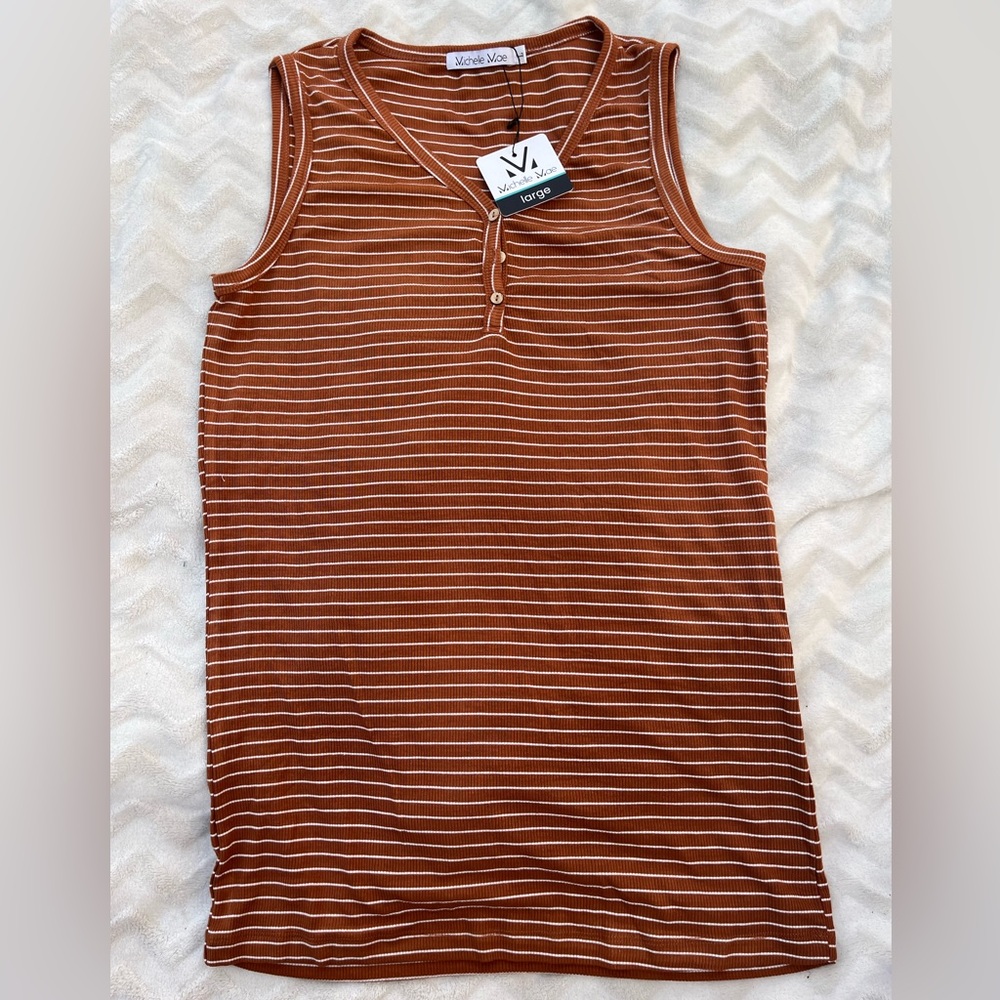 NWT Michelle Mae Addison Henley tank top, rust/white stripes, sz L